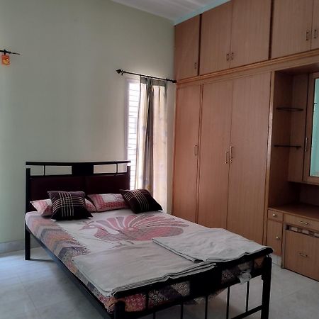 Mahadimane - Spacious House With 3 Bed Rooms Mysore Eksteriør billede